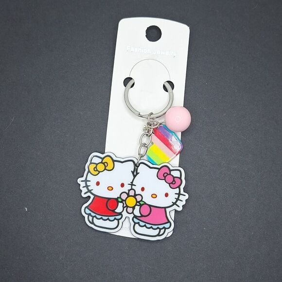 Hello kitty keychain pink bow rainbow heart bead and charm dangle accessory - Picture 1 of 2